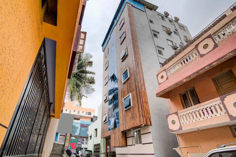 Hotel O Varcity Plaza