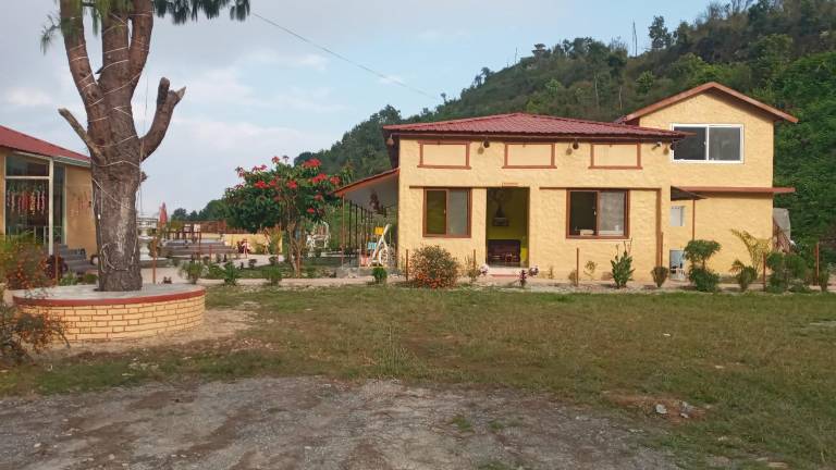 Mattikhan mountain view resort in Pokhara