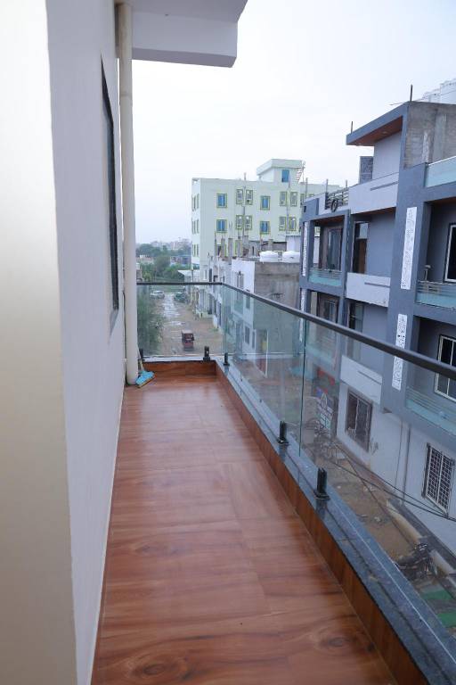 Rental apartment with terrace — photo 2