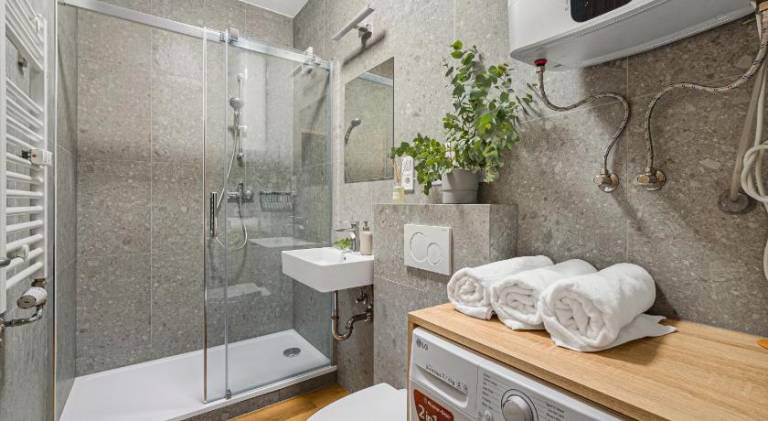 Wonderful apartment | Next to Cathedral of St. Peter and Paul | Pets allowed — photo 3