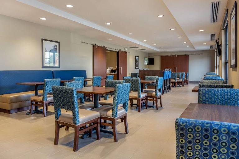 Comfort Inn & Suites Boise Airport — photo 4