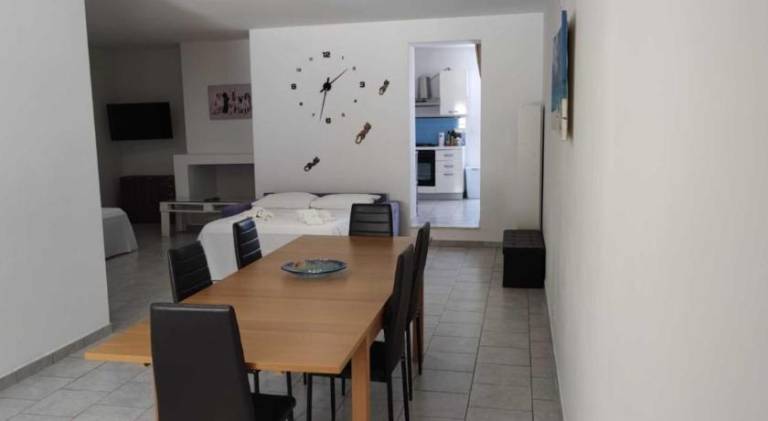 Rental apartment with 3 rooms for 11 persons — photo 3