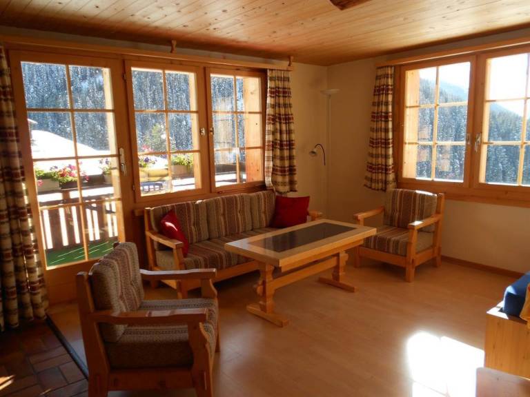 Ferienwohnung mit Hund in Davos für max. 5 Personen Ferienwohnung mit Hund in Davos für max. 5 Personen