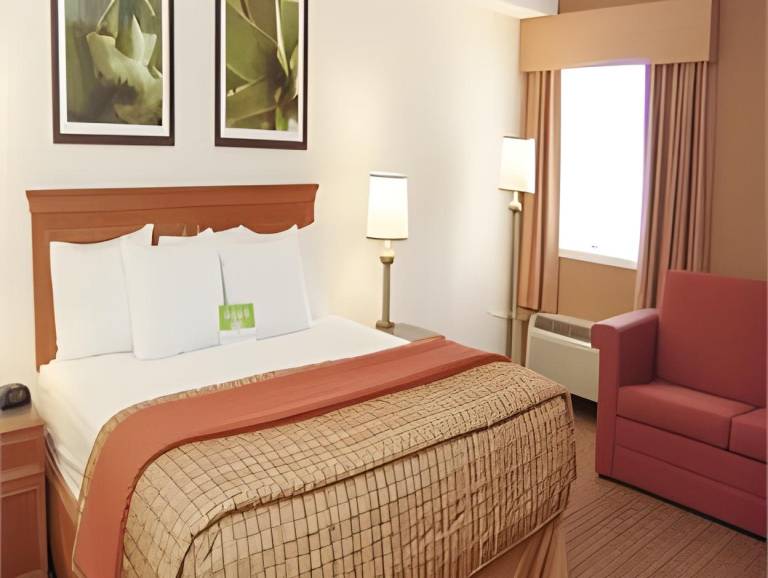 Baymont by Wyndham Orlando South in Orlando, FL