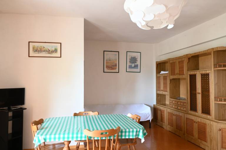 Apartment with garden — photo 2