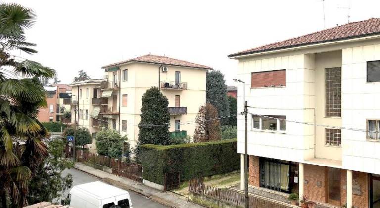 Apartment with garden & terrace — photo 3