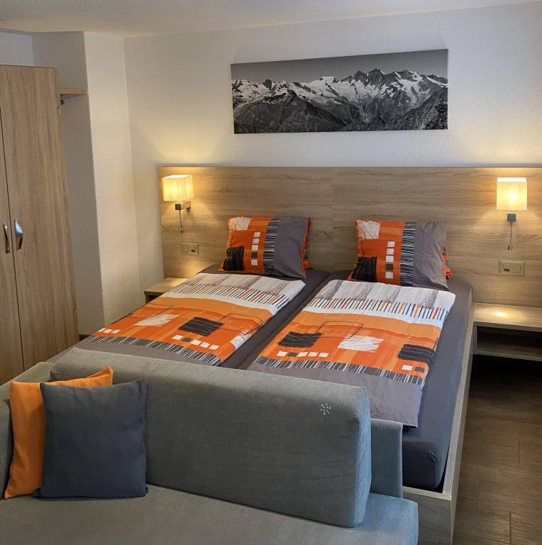 Ferienwohnung mit Hund in Saas-Fee f&uuml;r max. 2 Personen