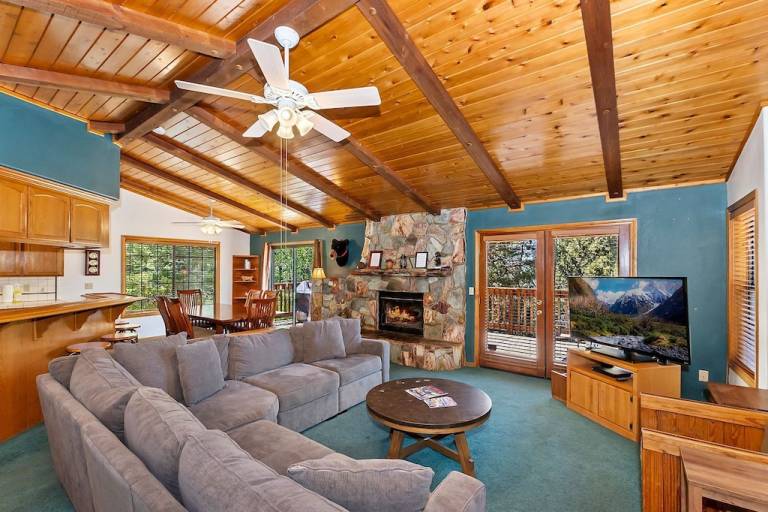 Cabin Sugarloaf