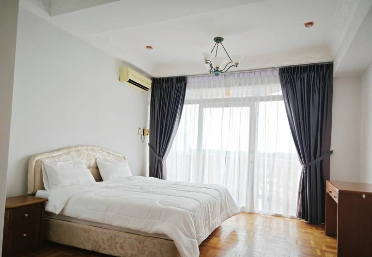1100 m&sup2; Ferienwohnung