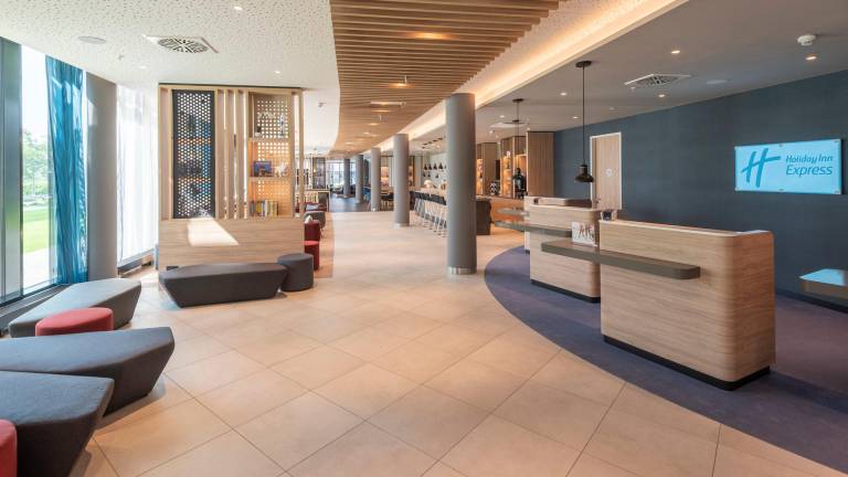 Holiday Inn Express Dusseldorf- Hauptbahnhof By IHG — photo 2