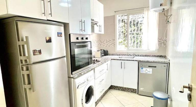 Apartment with 1 room for 5 persons — photo 4