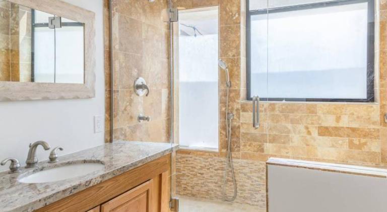 Villa with hot tub & private pool | Pets are welcome — photo 2