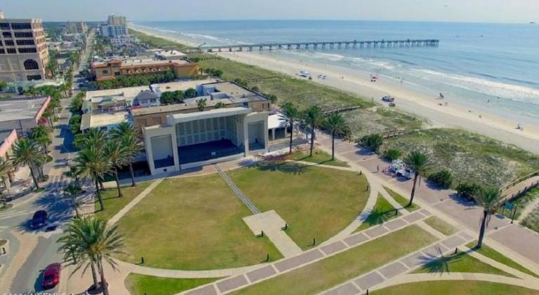 Seventh Seas half mile to the beach pet friendly Near to the Mayo Clinic - UNF - TPC Sawgrass - Conv — photo 5