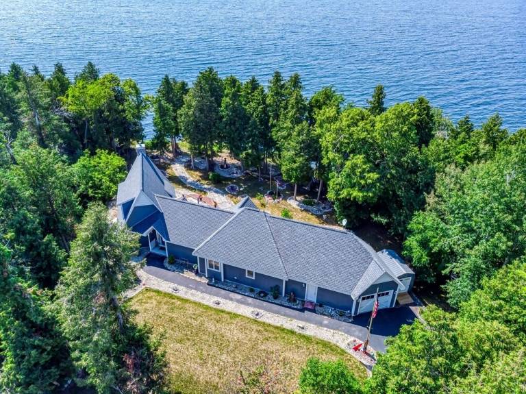 Lodge Sturgeon Bay
