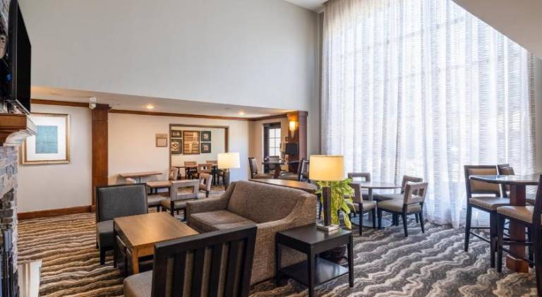 Staybridge Suites Milwaukee Airport South By IHG — photo 2