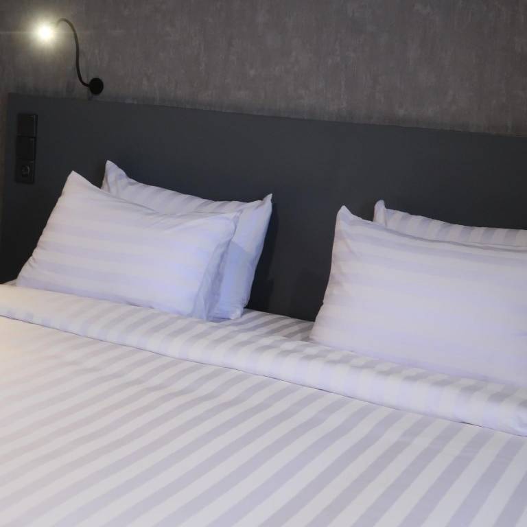 Fhandika Boutique Inc