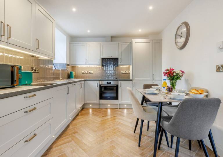 House  Capel Bangor