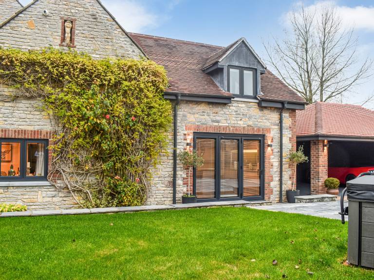 Cottage  Barton Saint David