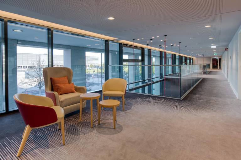 IntercityHotel Berlin Airport BER Terminal 1+2 — photo 4