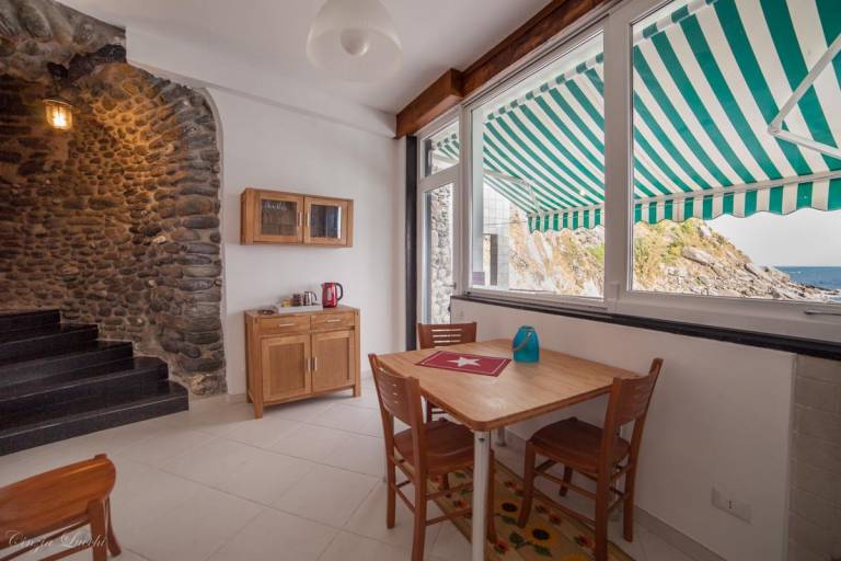 Holiday apartment with terrace — photo 4