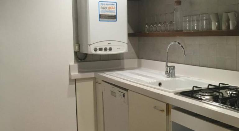 Holiday apartment | Close to Two Towers — photo 5
