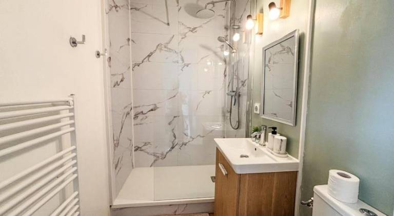 Pleasant rental apartment with pool | Close to the beach | Pets allowed — photo 2