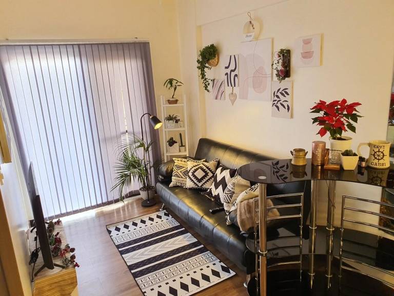 Charming holiday apartment with yard | Good for workation | Pets are welcome in Baguio