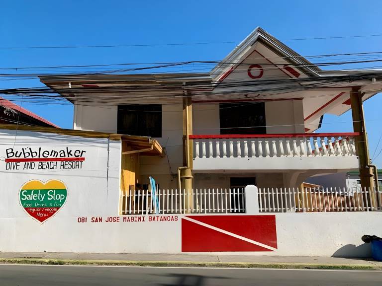 Bubblemaker Anilao Dive and Beach Resort — photo 4
