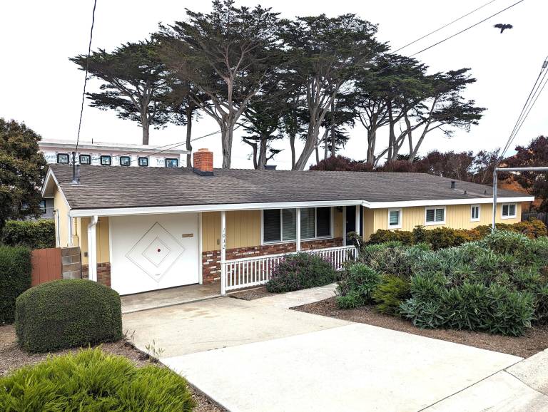 House  Pacific Grove