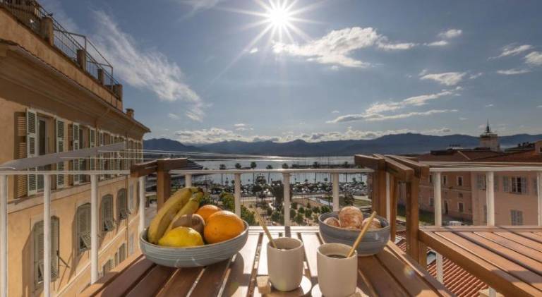 Holiday apartment with hot tub | Close to the beach | Pets are welcome — photo 3
