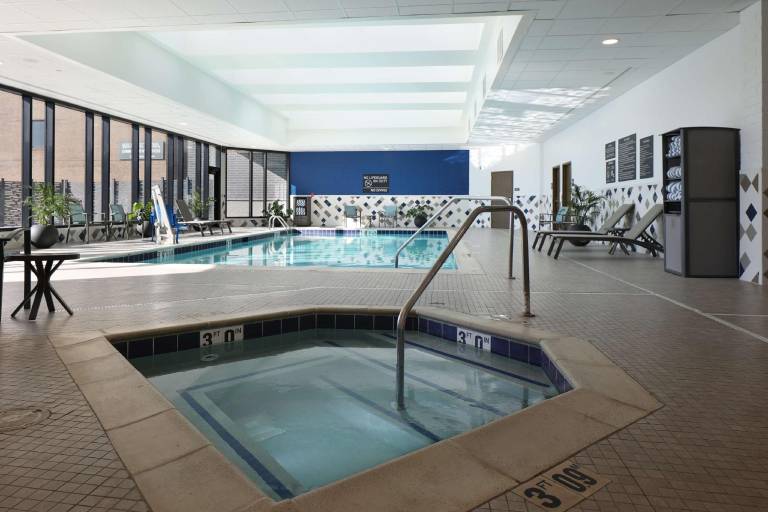 DoubleTree by Hilton Battle Creek — photo 2