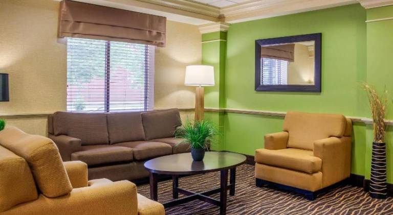 Sleep Inn & Suites Milwaukee Airport — photo 5
