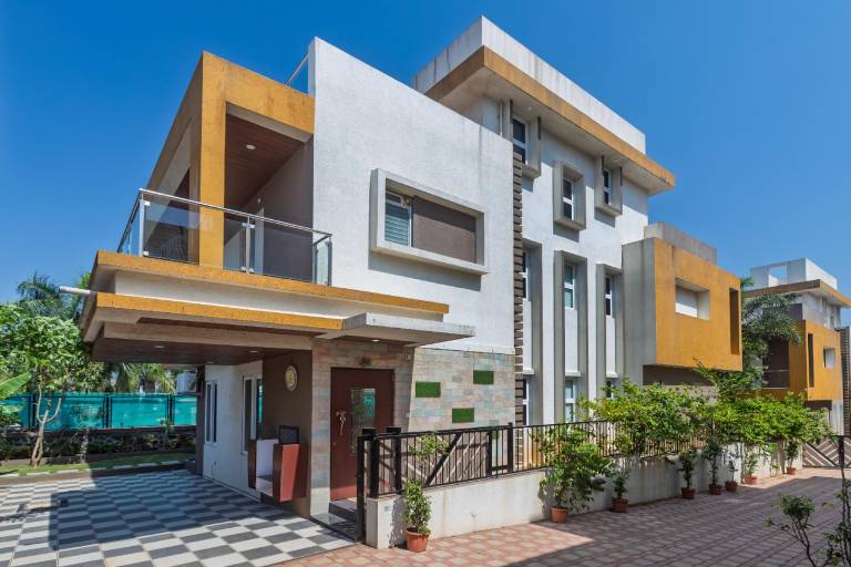 Retro Visawa in Khandala