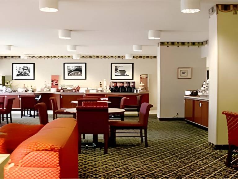 Hampton Inn Charleston-Downtown (Civic Center) in Charleston, WV