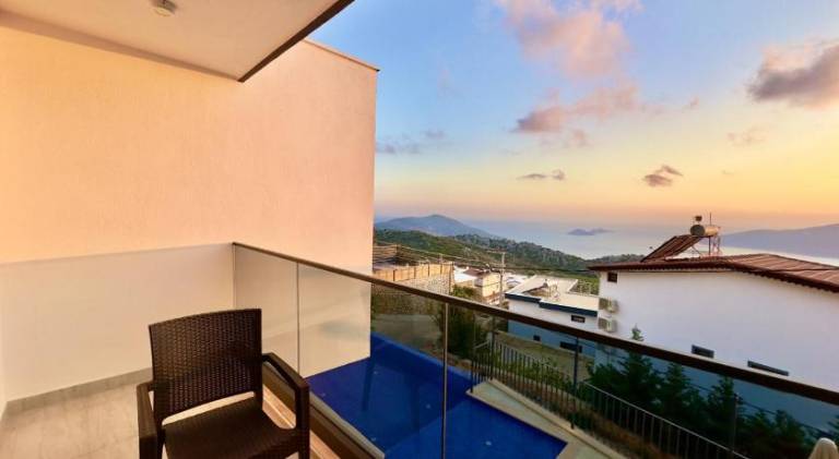 4 Bedroom Sea View Villa in Kalkan — photo 5
