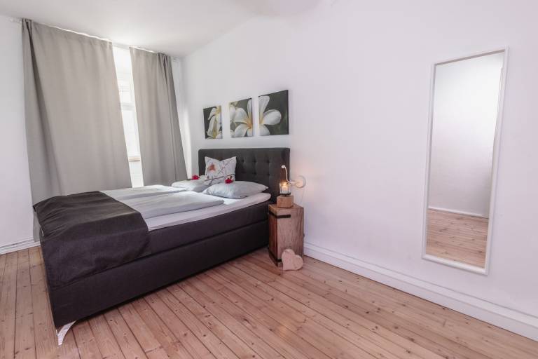 Fully equipped rental apartment with fast internet & terrace | City view | Pets allowed — photo 4