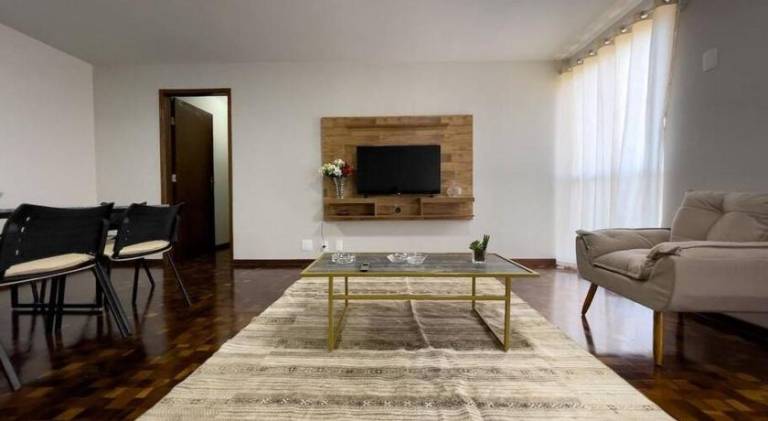 Apartment with 3 rooms for 5 persons in Maringá