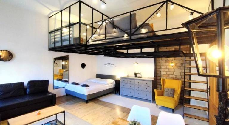 Holiday apartment with yard | Close to St. Stephen's Basilica | Suitable for remote work | Pet-friendly in Budapest