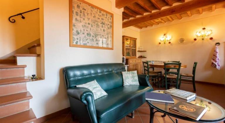 Family-friendly beautiful farm with barbecue, garden & terrace | Pets allowed — photo 3