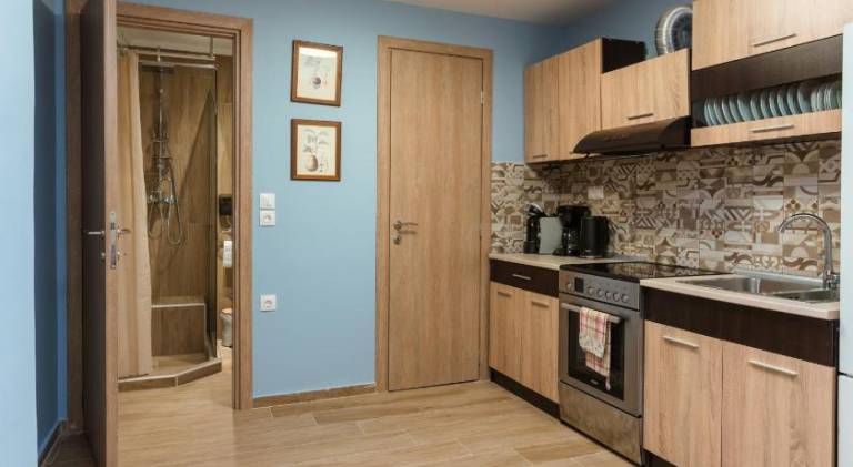 Beautiful rental apartment | Close to Church of the Holy Apostles | Pets are welcome — photo 5