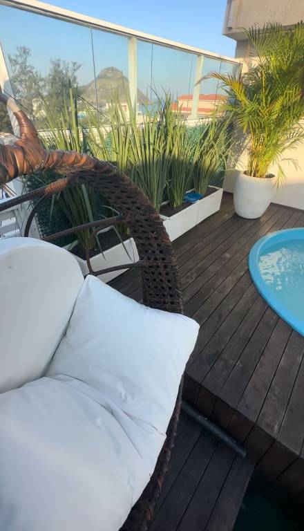 Apartment with jacuzzi, pool & BBQ