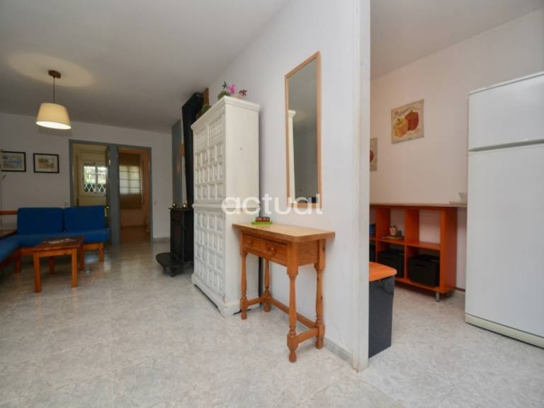 Rental apartment with yard & pool | Close to the beach | Pets allowed — photo 4
