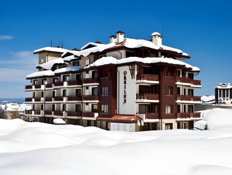 Serviced apartment with yard, sauna & BBQ in Bansko