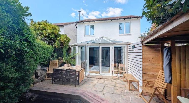 House with 4 rooms for 8 persons in Arundel