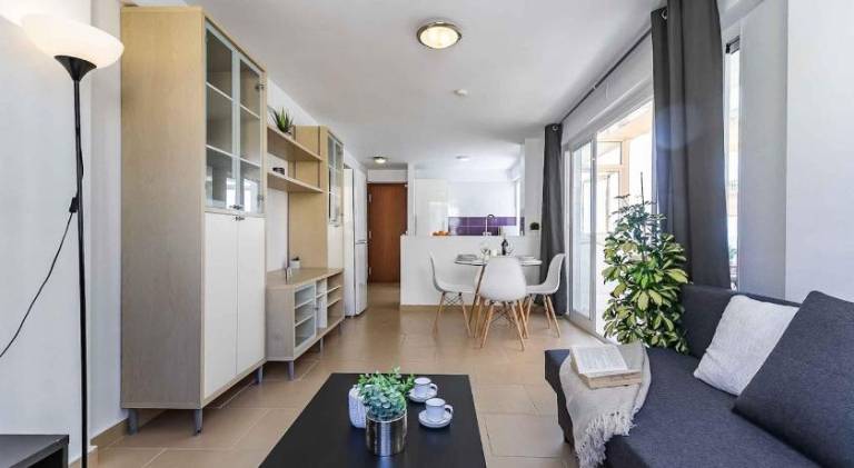 Rental apartment with patio | Beach nearby | Pets allowed — photo 2