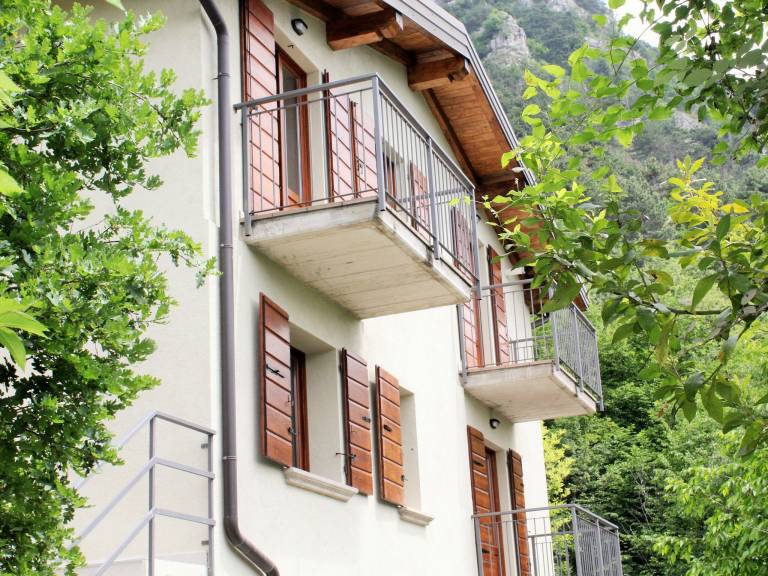 Vacation home with terrace — photo 5