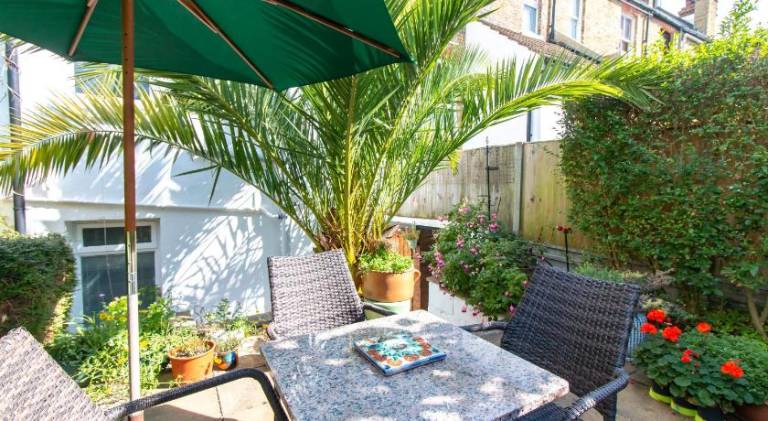 Lovely Private Accommodation with own Garden — photo 2