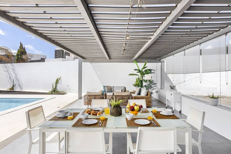 Villa Playa Blanca