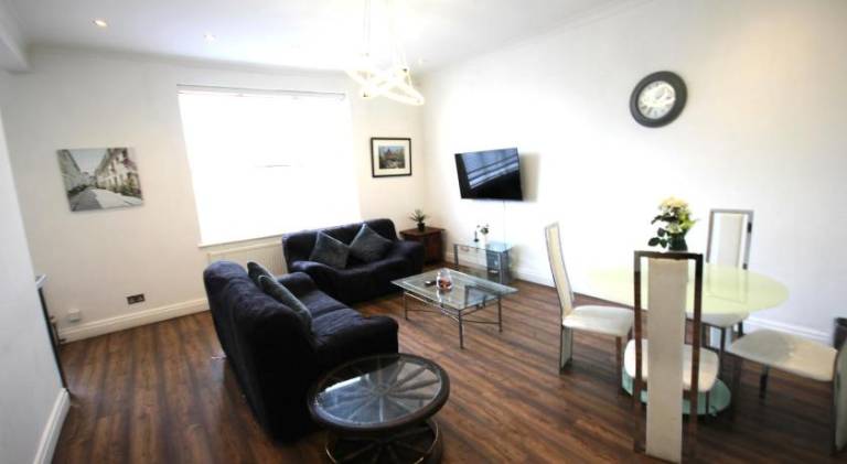 Rental apartment with 2 rooms for 6 persons — photo 2