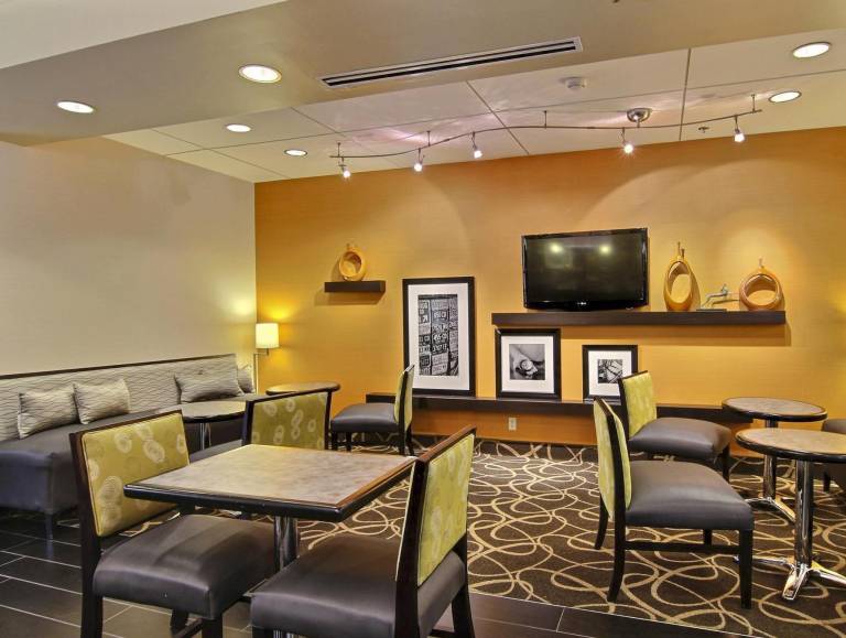 Hampton Inn Medina — photo 5